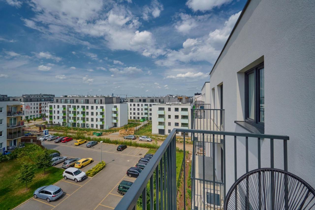 Exclusive Apartment With Balcony & Parking Wroclaw By Renters Prestige ภายนอก รูปภาพ