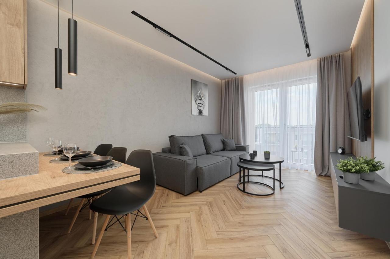 Exclusive Apartment With Balcony & Parking Wroclaw By Renters Prestige ภายนอก รูปภาพ
