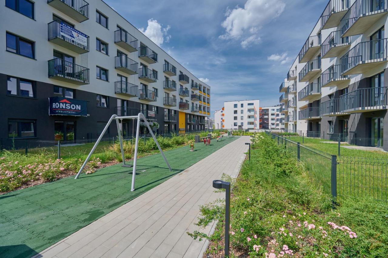 Exclusive Apartment With Balcony & Parking Wroclaw By Renters Prestige ภายนอก รูปภาพ